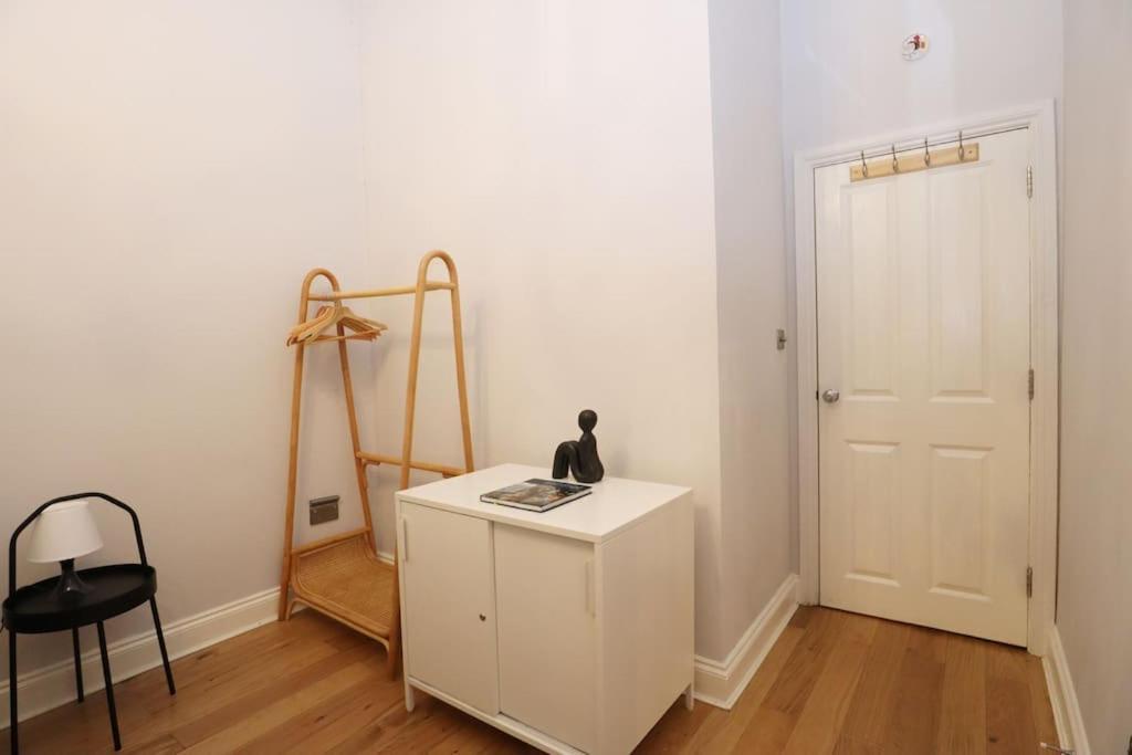 Seagulls Nest- Stylish 1 Bed Seafront Apartment هاستَنغ المظهر الخارجي الصورة