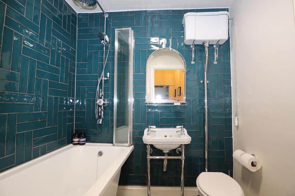 Seagulls Nest- Stylish 1 Bed Seafront Apartment هاستَنغ المظهر الخارجي الصورة
